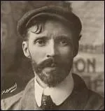 Né à Paris en 1874, cet aviateur, était aussi constructeur d'avions et d'automobiles. Qui est-ce ?