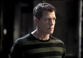 On le voit dans "Spider-Man".
Qui est-ce ?