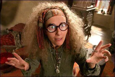Qui joue le rôle de Sibylle Trelawney ?