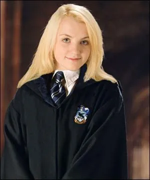 Qui joue le rôle de Luna Lovegood ?