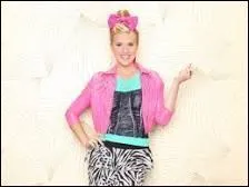 Qui est cette fille trop superficielle et égoïste ?