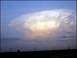 Que créent les nuages cumulonimbus ?