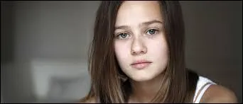 Comment s'appelle la fille de la famille ?