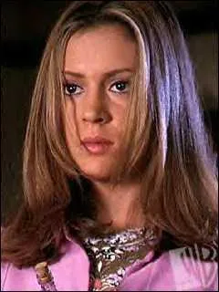 Dans quelle saison peut-on la voir blonde ?