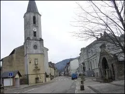 Nous nous trouvons à Saint-Paul-de-Jarrat. Commune Ariégeoise, elle se situe dans en région...