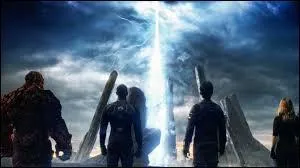 "Les 4 Fantastiques" de Josh Tronk est, par rapport &agrave; "Les 4 Fantastiques" de Tim Story, un/une...
