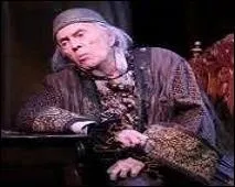 C'est certainement parce qu'il est venu de la danse classique que cet artiste aux nombreux talents traverse tous les genres avec élégance.