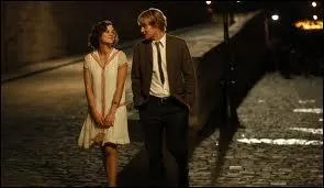 "Minuit à Paris" a-t-il un scénario ou adapté ?