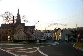 Commune Sarthoise, Yvré-l'Évêque se situe en région ...