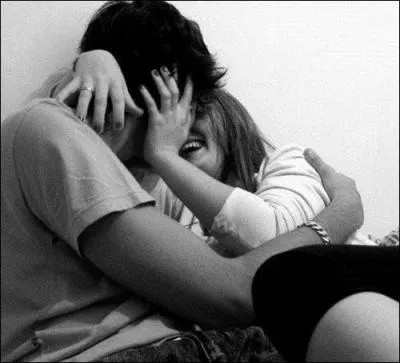 ' L'amour peut se passer d'estime, pas l'amitié; ' Indice : ' gueule d'atmosphère'