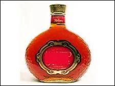 Dans la recette classique de tiramisu qu'incorpore-t-on ?