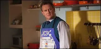 Finissez la phrase : "Étranger _____ ."