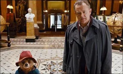 Dans cette scène, en quoi Mr. Brown va-t-il se déguiser pour trouver ce qu'il cherche ?