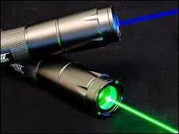 Que signifie le mot "laser" ?