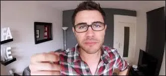 A 16 ans, quel job d'été a-t-il fait ?