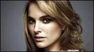 Combien mesure Nathalie Portman ?