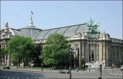 De quel siècle date le Grand Palais ?