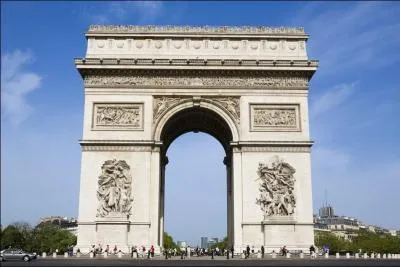 De quel siècle date l'Arc de triomphe ?