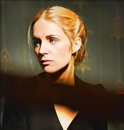 "Riverside" est une superbe chanson de la chanteuse danoise...