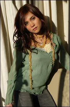 Qui est cette chanteuse ?