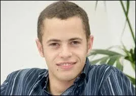 Dans "Pus belle la vie", comment s'appelle le fils de Luna et Damien ?