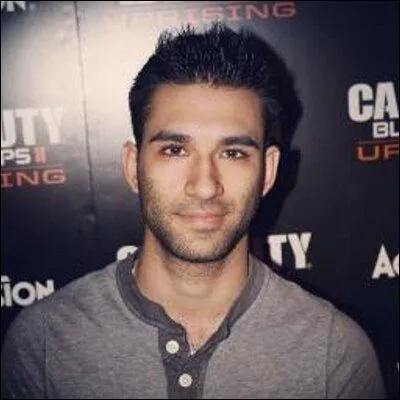 Qui est ce youtubeur ?