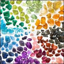 Parmi ces cristaux, lequel est le plus rare ?