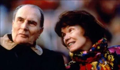 Madame François Mitterrand se prénomme :