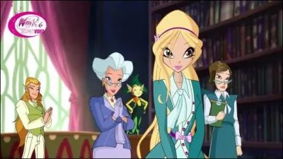 Qui s'affiche sur l'image ? (la blonde)