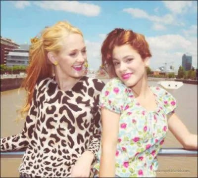 Qui chante"Como quieres" ?