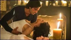 Par qui Freya est-elle attirée ?