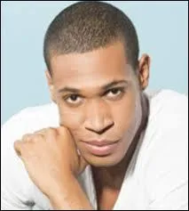 Quel métier Senna exerce-t-il maintenant ?