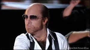 De nombreux acteurs ont joué dans mes films mais pas celui représenté sur la photo. Comment s'appelle-t-il ?