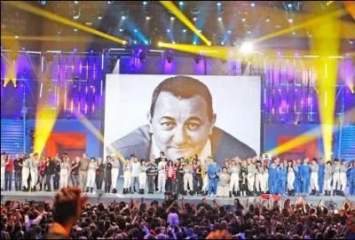 En quelle année a-t-elle intégré la troupe des Enfoirés ?