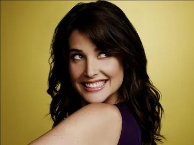 Avec qui Robin a-t-elle perdu sa virginité ?