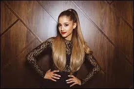 Sur scène elle adore porter...