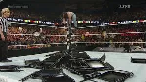 Chicago Street Fight - Dean Ambrose vs. Luke Harper : qui a remporté ce match ?