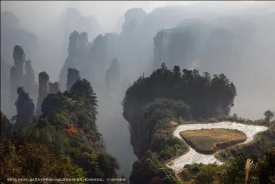 Où se trouvent ces montagnes (Parc de zhangjiajie) qui flottent dans Avatar ?