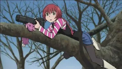 Je suis passionnée de photographie et j'ai un frère jumeau. J'ai dû fuir mon pays et de ce fait, ferai équipe avec Hei. Qui suis-je ?