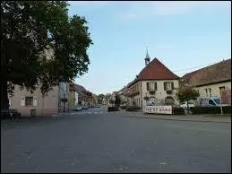 Issenheim est un village alsacien situé dans le département ...