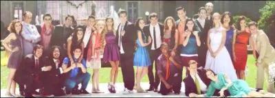 Après avoir visité le studio en question, que font-ils ?