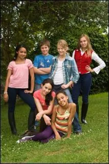 Qui sont les personnages sur la photo ? Les acteurs ?