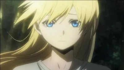 Je fais partie du jeu mortel Btooom ! et suis amoureuse de Ryôta. Je me nomme :