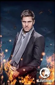 Ce personnage est avec Freya, comment se nomme-t-il ?