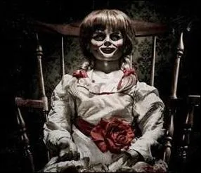 Du clown le moins rassurant, on passe à la poupée la plus terrifiante du cinéma. Quelle phobie peut donner Annabelle ?
