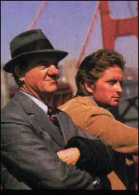 En 1972, dans la série "Les Rues de San Francisco", qui joue aux côtés de Michael Douglas ?