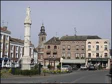 Cette balade commence à Bavay, une ville de l'arrondissement d'Avesnes-sur-Helpe. Nous nous situons en région ...