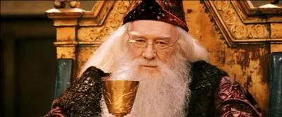 Quel était le conte préféré de Dumbledore durant son enfance ?