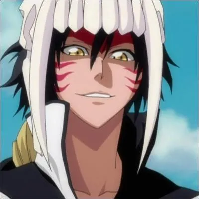 Je suis l'un des fraccions du Segunda Espada. Je me battrai contre Soi Fon et me ferai tuer par elle. Je me nomme :