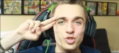 Ce YouTubeur a comme nom :